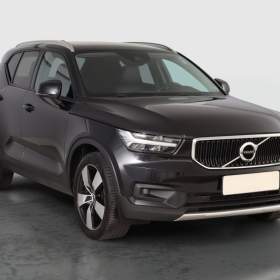 Volvo XC40 D4 AWD / 19604625
