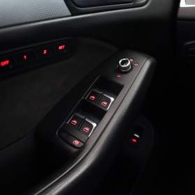 Foto inzerátu Audi Q5 3.0 TDI