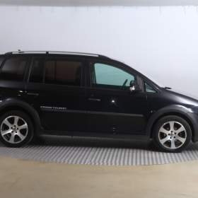 Foto inzerátu Volkswagen Touran 2.0 TDI