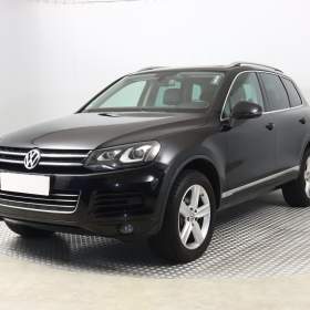 Foto inzerátu Volkswagen Touareg 3.0 TDI