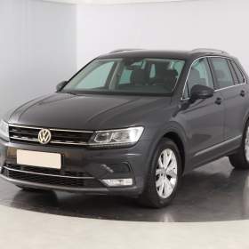 Foto inzerátu Volkswagen Tiguan 2.0 TDI