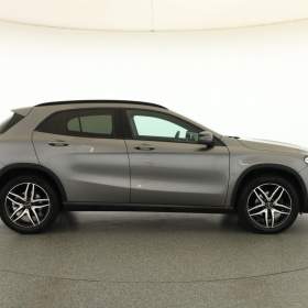 Foto inzerátu Mercedes-Benz GLA GLA 220 d 4MATIC
