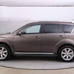 Foto inzerátu Mitsubishi Outlander 2.2 DI-D