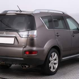 Foto inzerátu Mitsubishi Outlander 2.2 DI-D