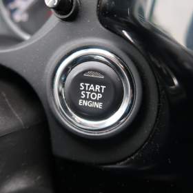 Foto inzerátu Mitsubishi Outlander 2.0