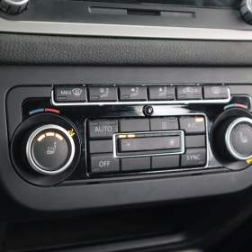 Foto inzerátu Volkswagen Tiguan 2.0 TDI