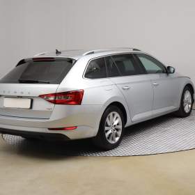 Foto inzerátu Škoda Superb 2.0 TDI