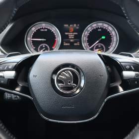 Foto inzerátu Škoda Superb 2.0 TDI