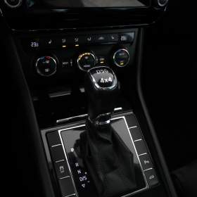 Foto inzerátu Škoda Superb 2.0 TDI