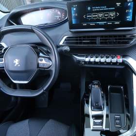 Foto inzerátu Peugeot 3008 1.2 PureTech