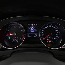 Foto inzerátu Volkswagen Passat 2.0 TSI