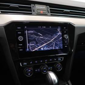 Foto inzerátu Volkswagen Passat 2.0 TSI