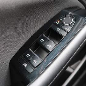 Foto inzerátu Mazda 3 2.0 Skyactiv-G