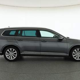 Foto inzerátu Volkswagen Passat 2.0 TDI