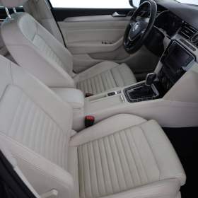 Foto inzerátu Volkswagen Passat 2.0 TDI