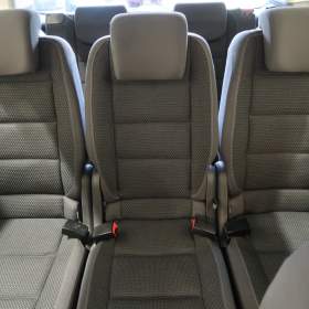 Foto inzerátu Volkswagen Touran 1.6 TDI