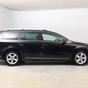 Foto inzerátu Volkswagen Passat 2.0 TDI