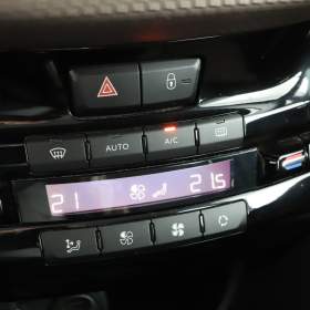 Foto inzerátu Peugeot 2008 1.2 PureTech