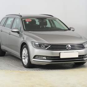 Foto inzerátu Volkswagen Passat 2.0 TDI