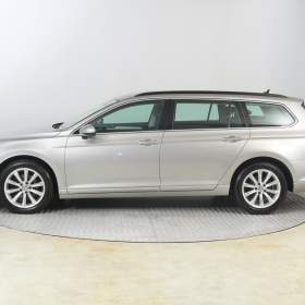 Foto inzerátu Volkswagen Passat 2.0 TDI
