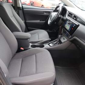 Foto inzerátu Toyota Corolla 1.6 Valvematic