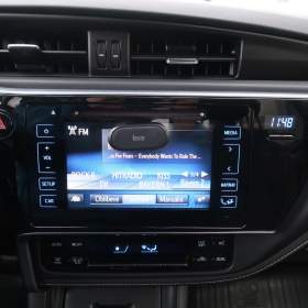 Foto inzerátu Toyota Corolla 1.6 Valvematic