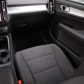 Foto inzerátu Volvo XC40 T3