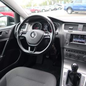 Foto inzerátu Volkswagen Golf 1.2 TSI