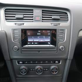 Foto inzerátu Volkswagen Golf 1.2 TSI