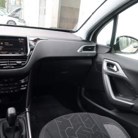 Foto inzerátu Peugeot 2008 1.2 PureTech