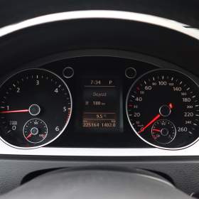 Foto inzerátu Volkswagen Passat 2.0 TDI