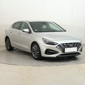 Hyundai i30 Fastback 1.5 T- GDI MHEV / 19607702