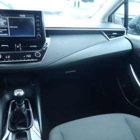 Foto inzerátu Toyota Corolla 1.6 Valvematic