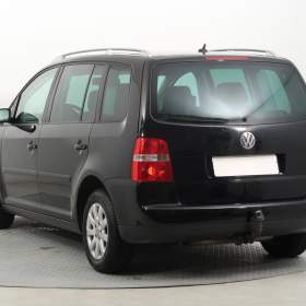 Foto inzerátu Volkswagen Touran 1.6 FSI