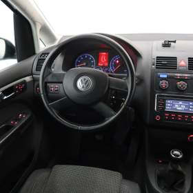 Foto inzerátu Volkswagen Touran 1.6 FSI