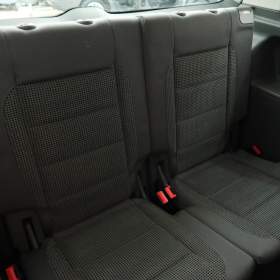 Foto inzerátu Volkswagen Touran 1.6 FSI