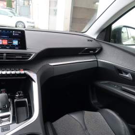 Foto inzerátu Peugeot 3008 1.2 PureTech