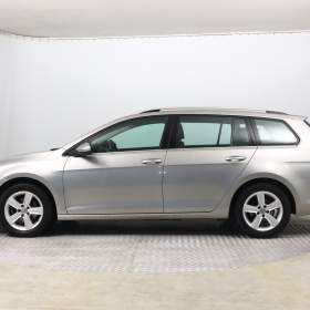 Foto inzerátu Volkswagen Golf 1.6 TDI