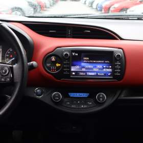 Foto inzerátu Toyota Yaris 1.5 Dual VVT-i
