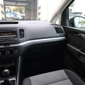 Foto inzerátu Volkswagen Sharan 2.0 TDI