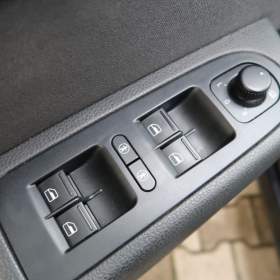 Foto inzerátu Volkswagen Sharan 2.0 TDI