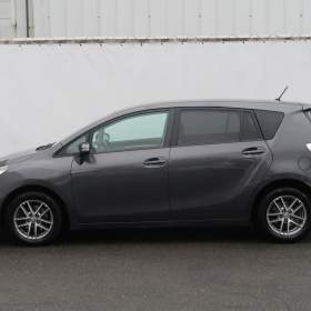 Foto inzerátu Toyota Verso 1.6 D-4D