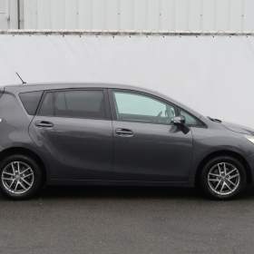 Foto inzerátu Toyota Verso 1.6 D-4D