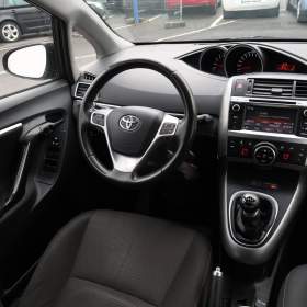 Foto inzerátu Toyota Verso 1.6 D-4D