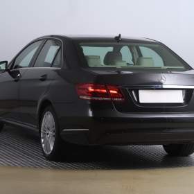 Foto inzerátu Mercedes-Benz Třídy E E 350 BlueTEC 4MATIC