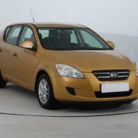 Foto inzerátu Kia Ceed 1.4 CVVT