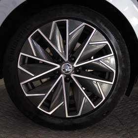 Foto inzerátu Škoda Superb 2.0 TSI