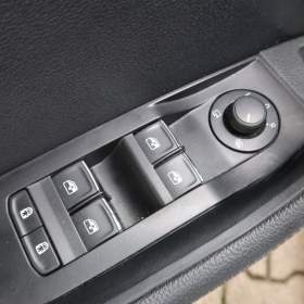 Foto inzerátu Škoda Superb 2.0 TSI