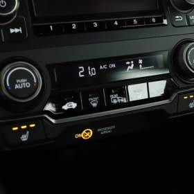 Foto inzerátu Honda Civic 1.0 VTEC Turbo