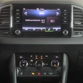 Foto inzerátu Škoda Karoq 1.5 TSI